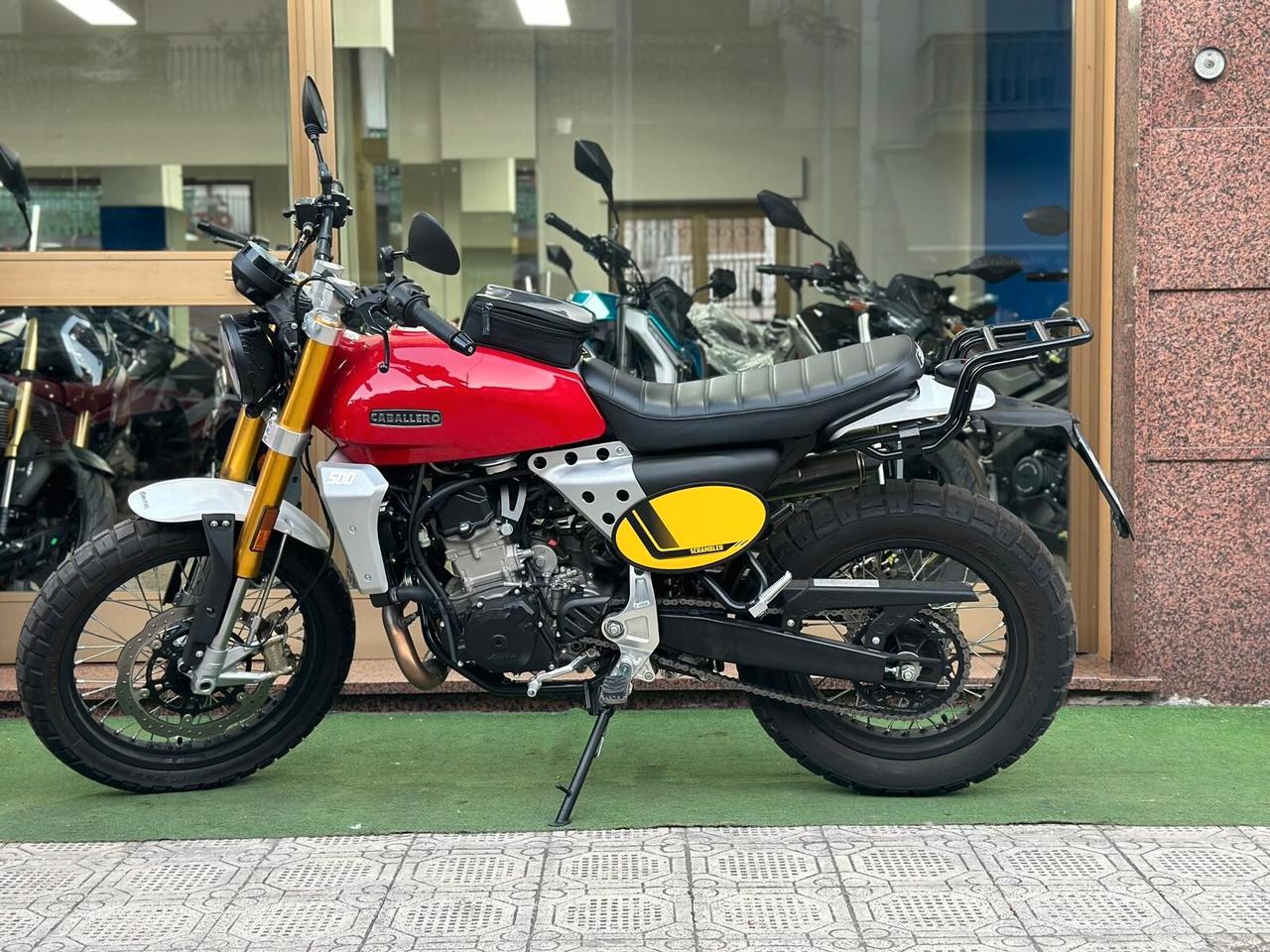 Fantic Motor Caballero 500 2024 tuo a solo 60 euro al mese!