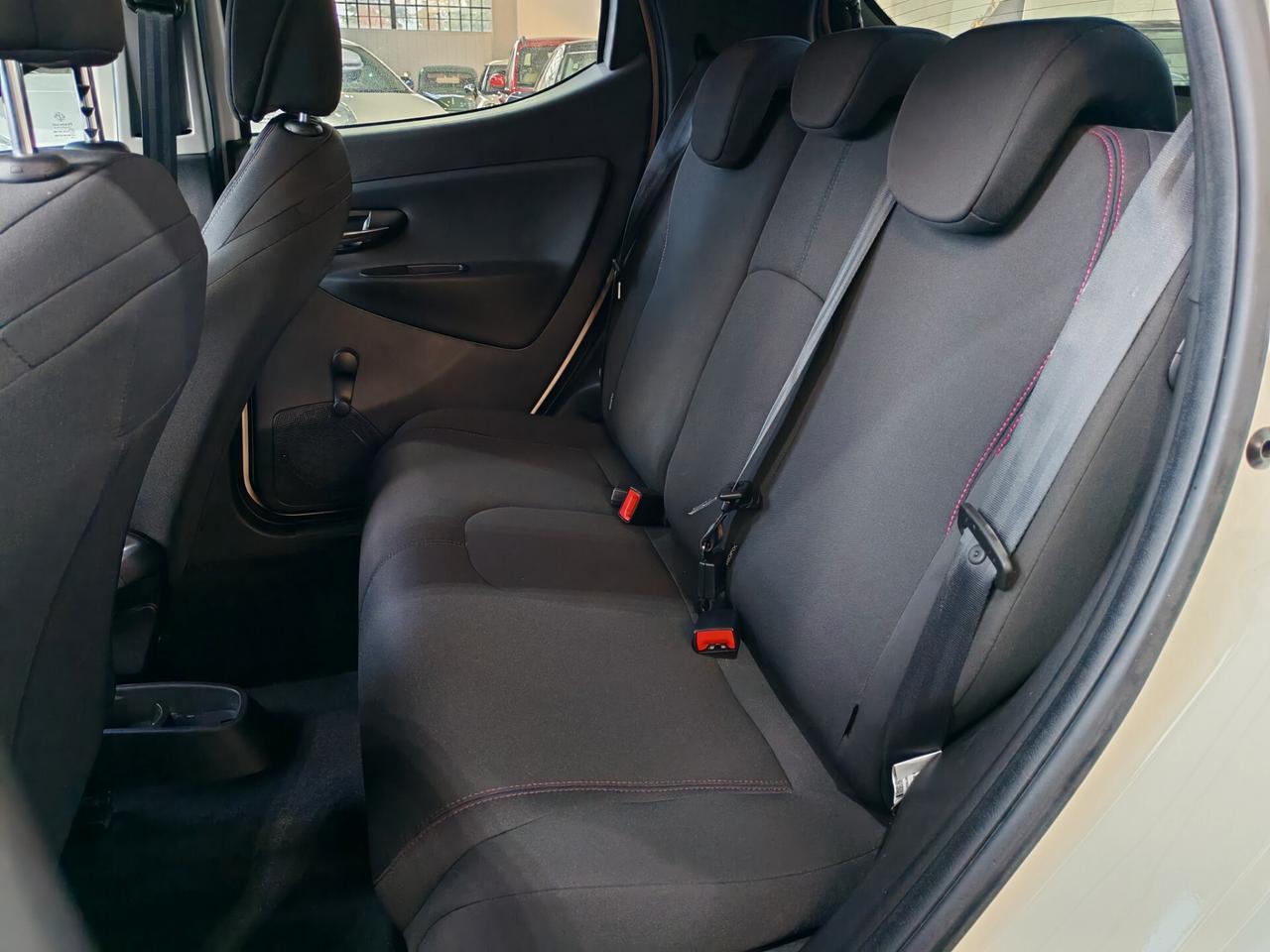 Lancia Ypsilon 1.2 69 cv Silver