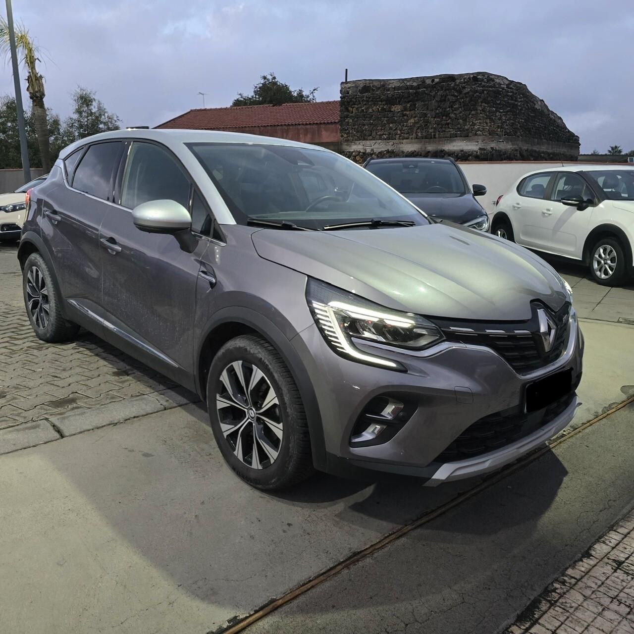 Renault Captur TCe 12V 90 CV Techno