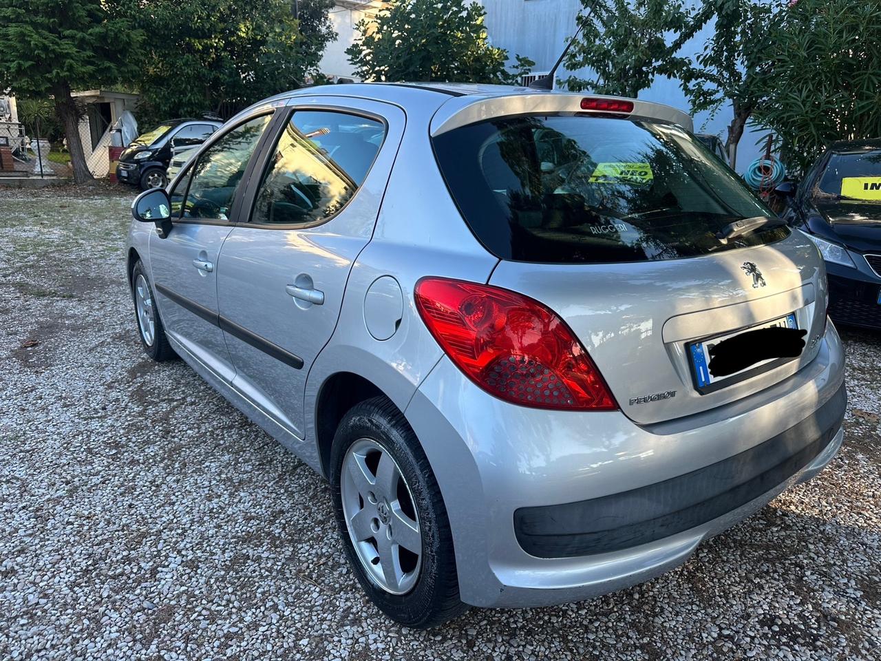 Peugeot 207 1.4 8V 75CV 5p. X Line ECO GPL