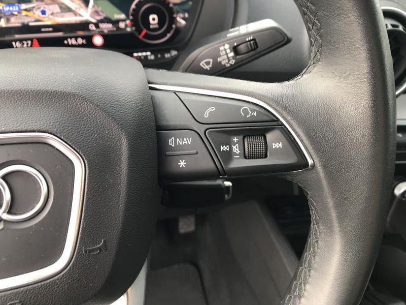 Audi Q2 35 TFSI S-Tronic Business Advanced NAVI+FULL LED+CAMERA