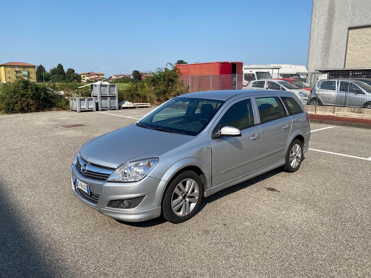 Opel Astra 1.6 16V VVT Station Wagon Cosmo