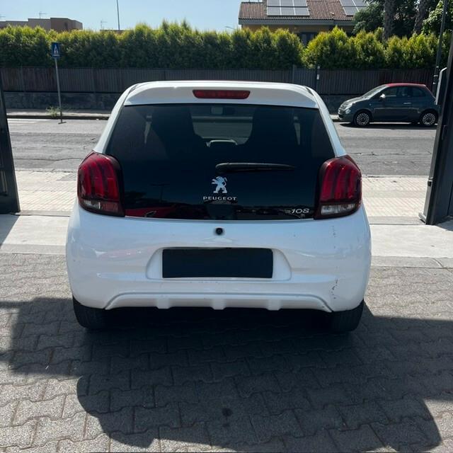 Peugeot 108 PureTech 82 5 porte Allure TOP!