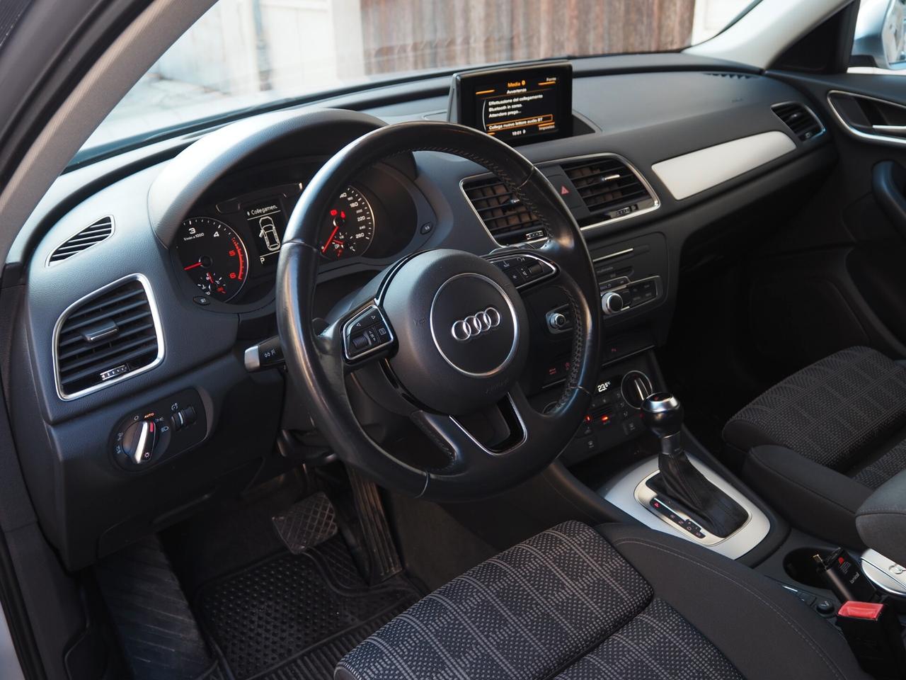 Audi Q3 2.0 TDI 120 CV S tronic Sport