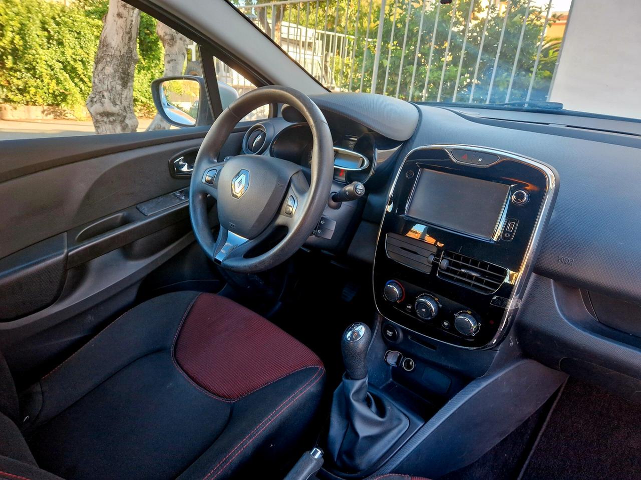 Renault Clio 1.5 dCi 8V 75CV NEOPATENTATI OK