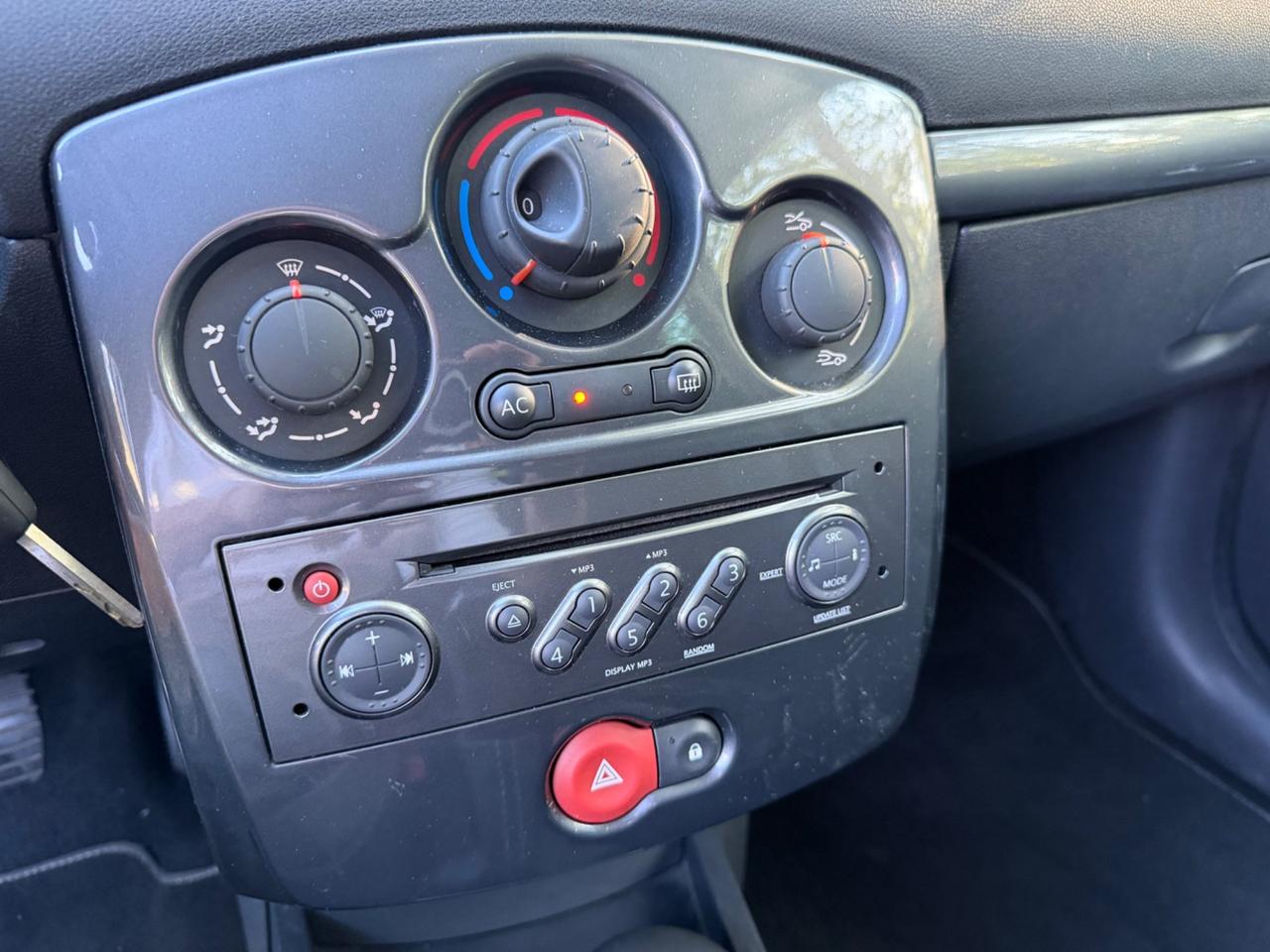 Renault Clio 1.2 16V 5p NEOPATENTATI