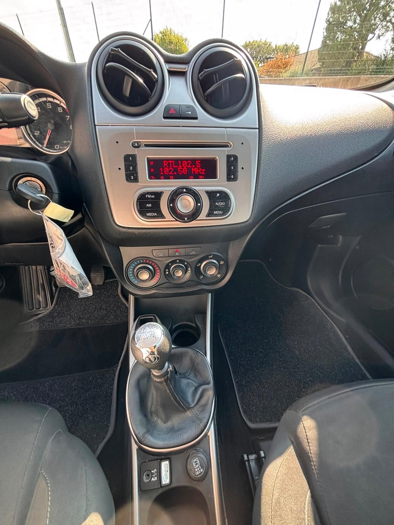 Alfa Romeo MiTo 1.4 78 CV 8V S&S Distinctive ok neopatentati