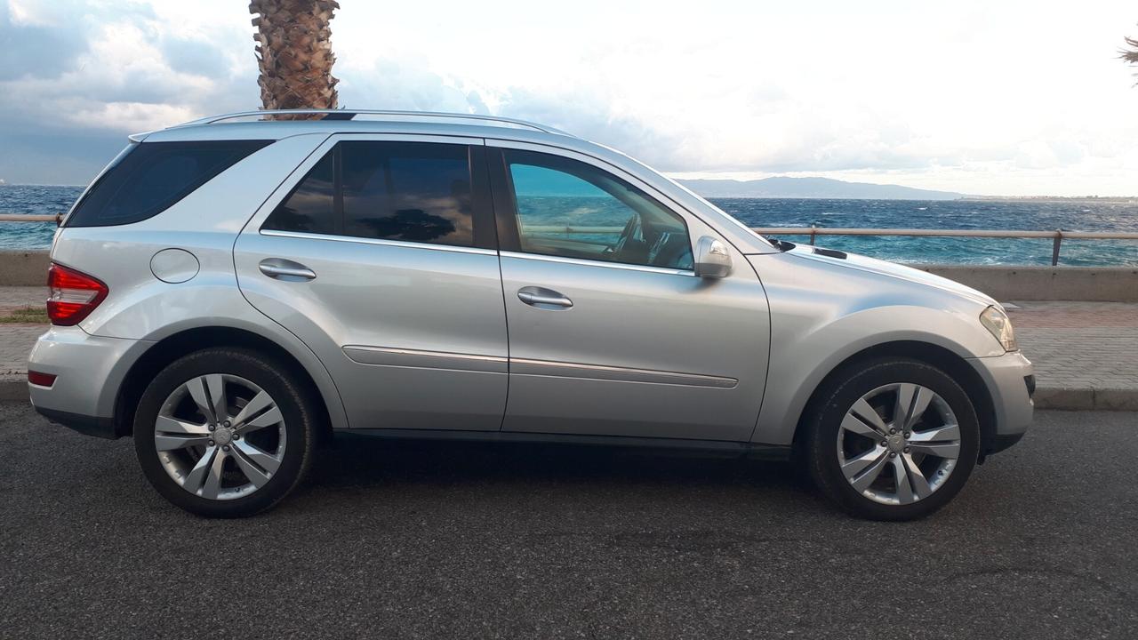Mercedes-benz ML 320 Restayling SPORT 4MATIC 2009