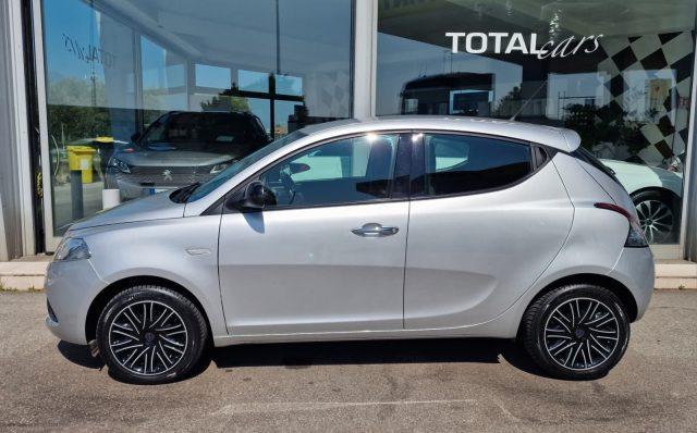 LANCIA Ypsilon 1.2 69 CV 5 porte Gold OK NEO PATENTATI