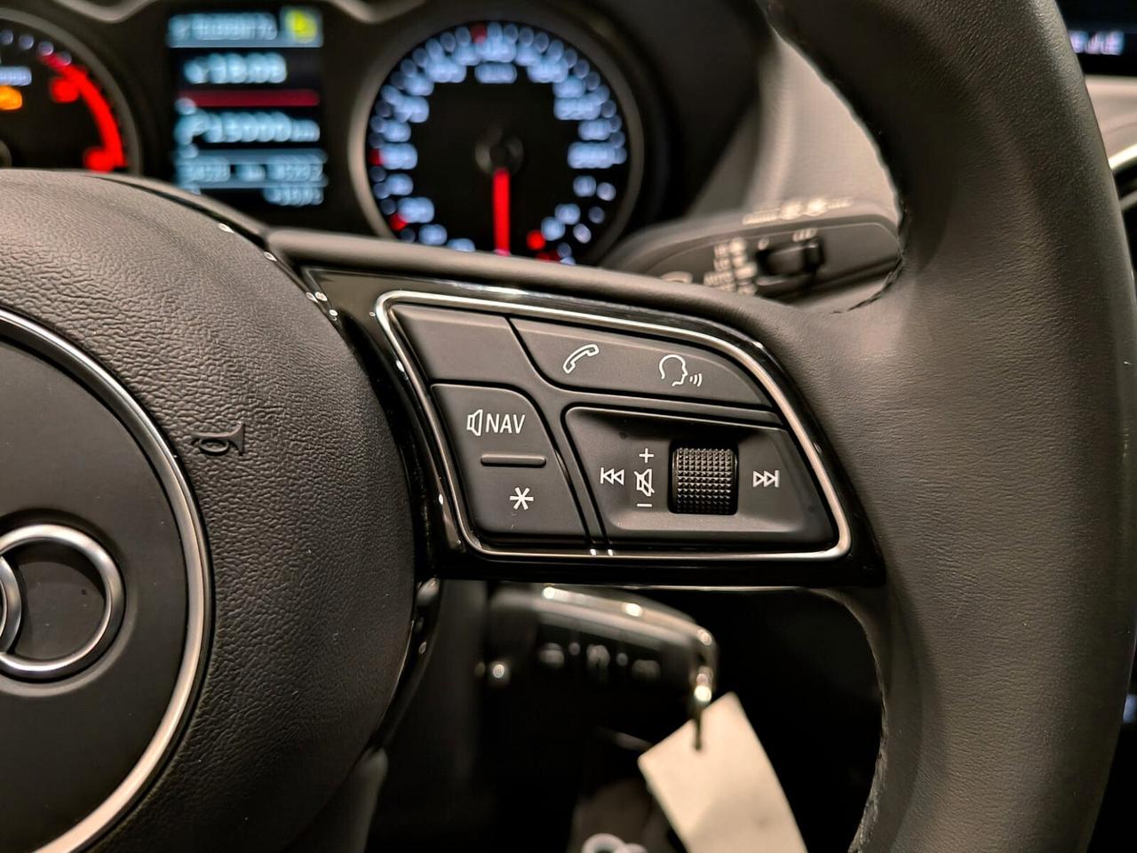 Audi Q2 30 TDI S tronic Business