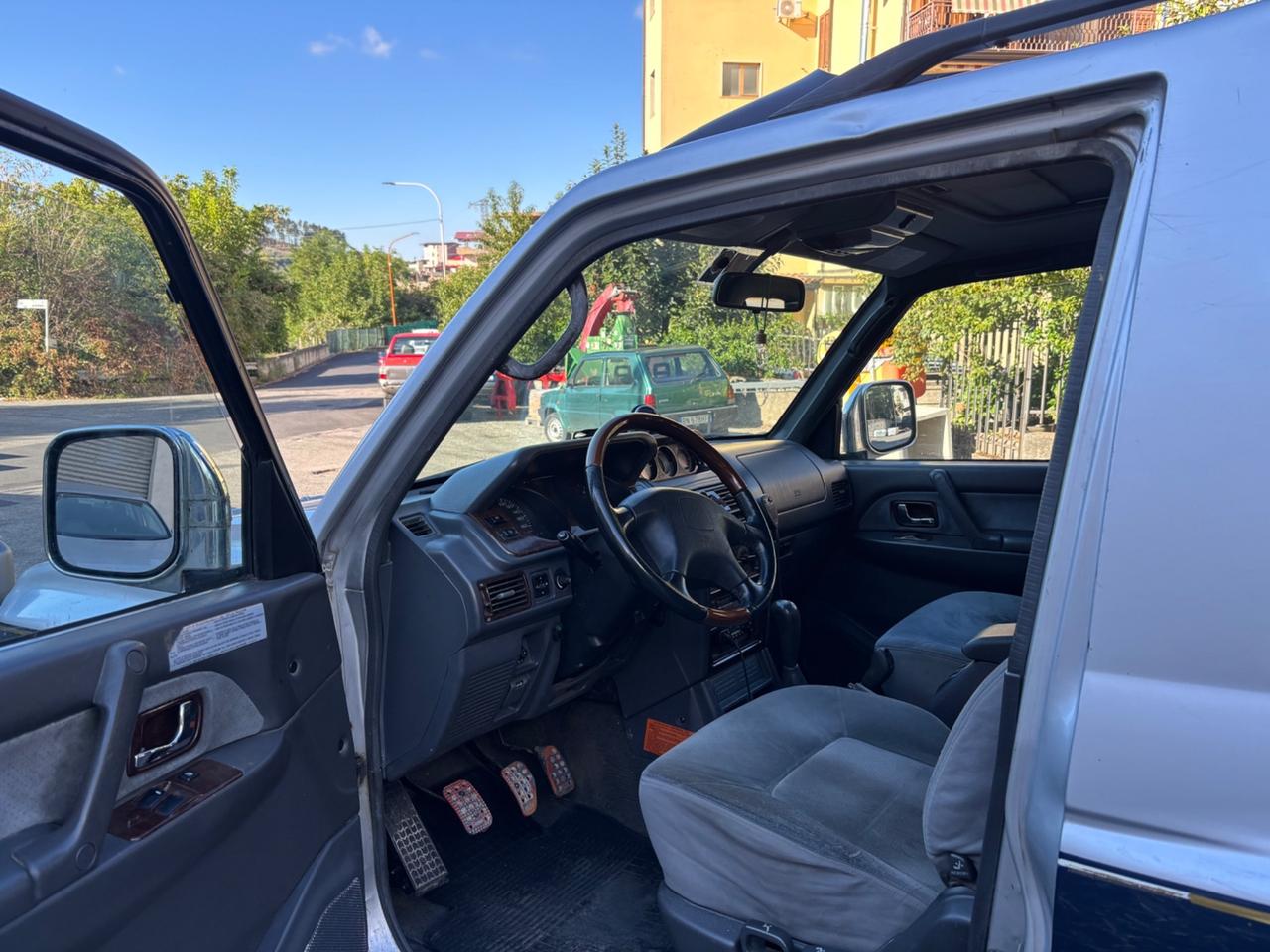 Mitsubishi Pajero 2.5 TDI Metal-top S.S. GLS Target