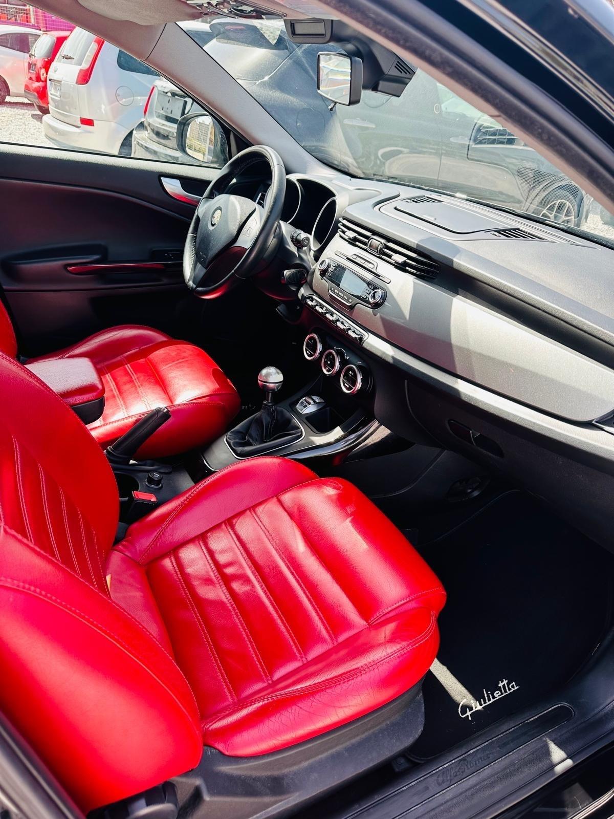 Alfa Romeo Giulietta 1.6 JTDm-2 105 CV Distinctive
