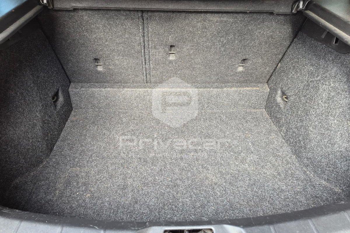 VOLVO V40 D2 1.6 Powershift Kinetic