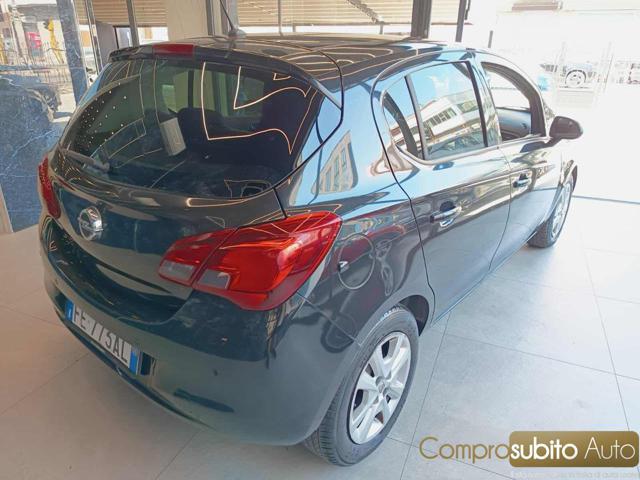 OPEL Corsa 1.2 5 porte Cosmo