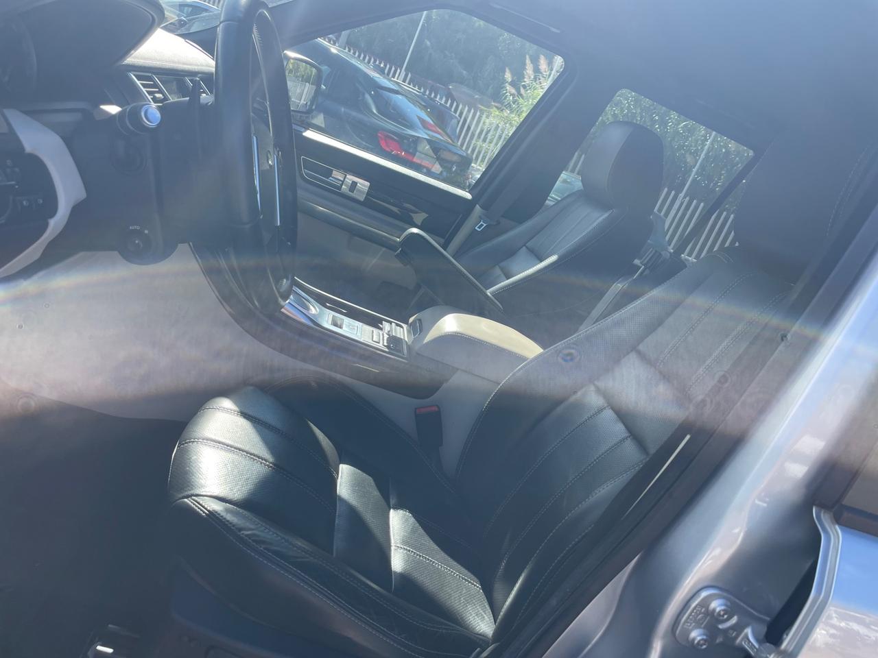 Land Rover Range Sport 3.0 SDV6 SE