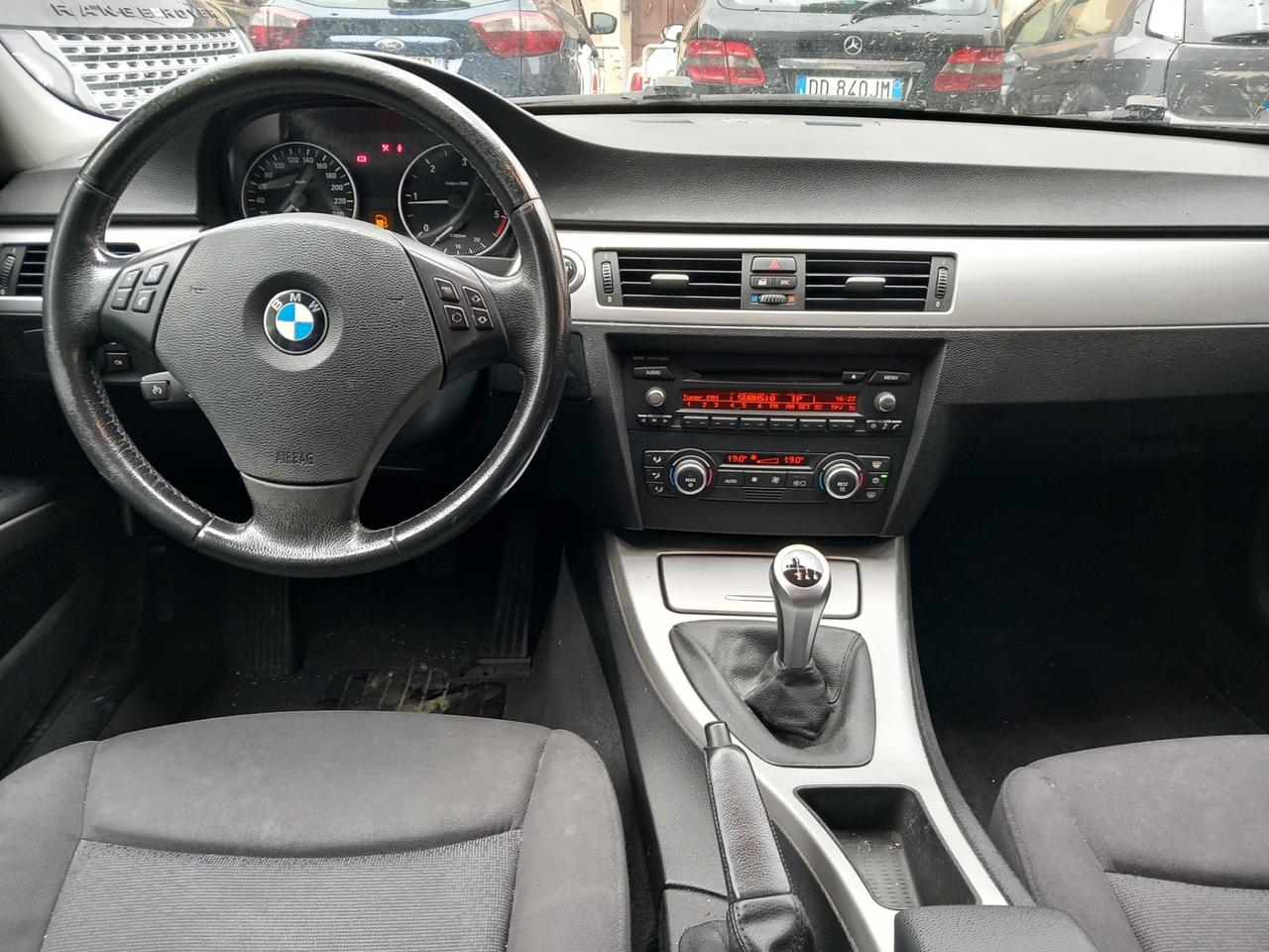BMW 320 TOURING