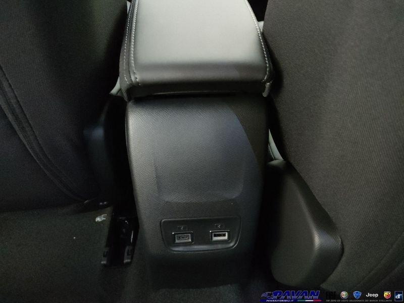 Peugeot 2008 1.2 Hybrid 136 e-DCS6 Allure