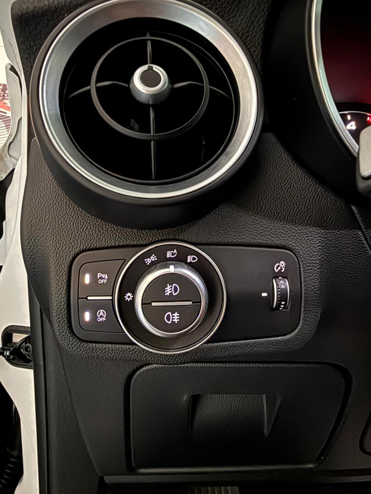 Alfa Romeo Stelvio 2.2 210 CV AT8 Q4 Executive