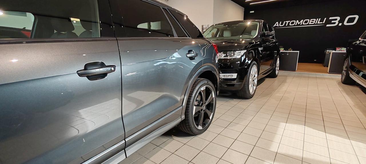 Audi Q2 35 TDI S tronic Identity Black