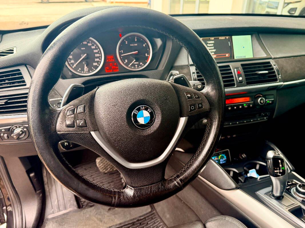 BMW X6 Xdrive40d Attiva auto 8m E5