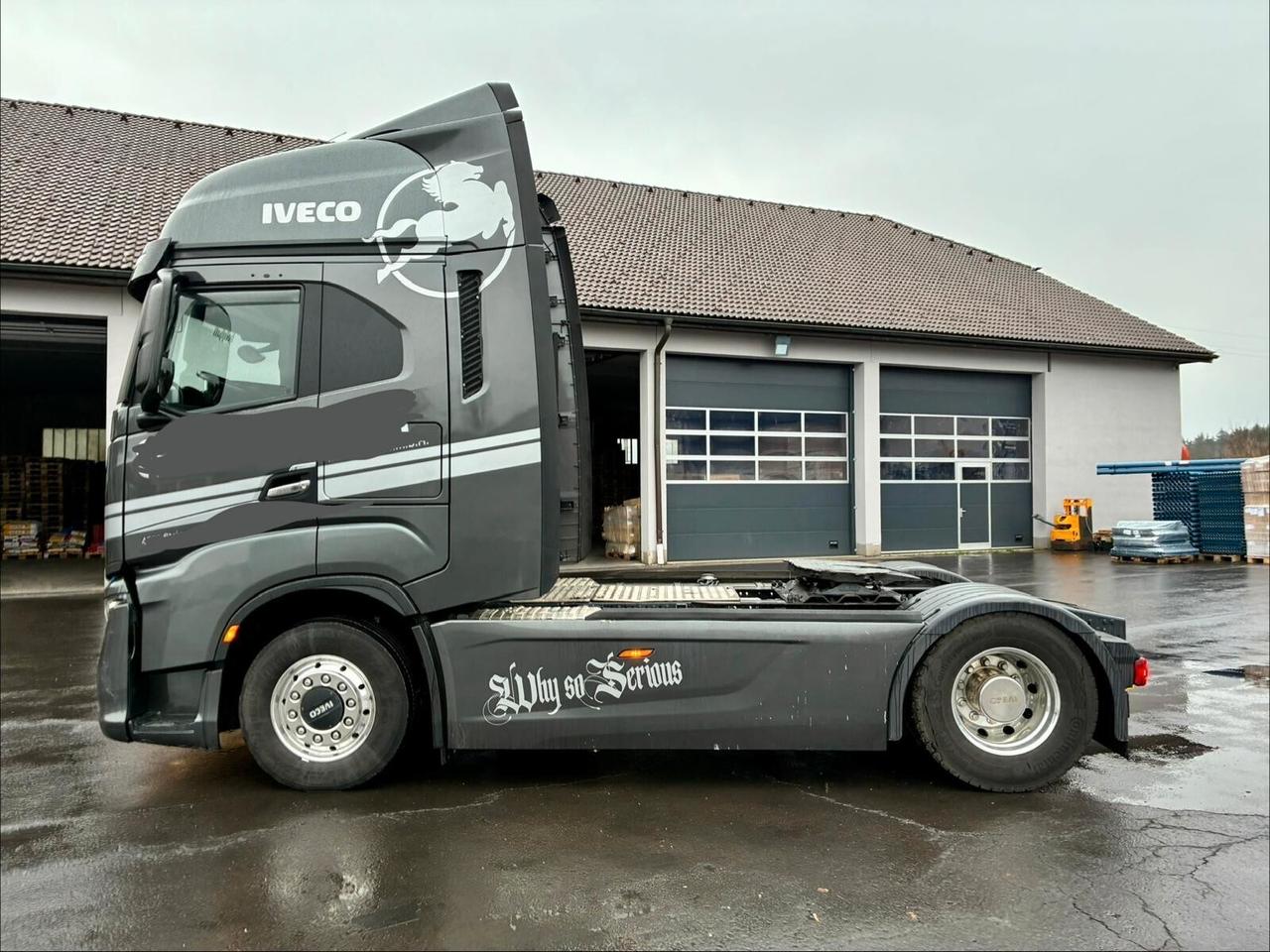Iveco S Way 570 2023