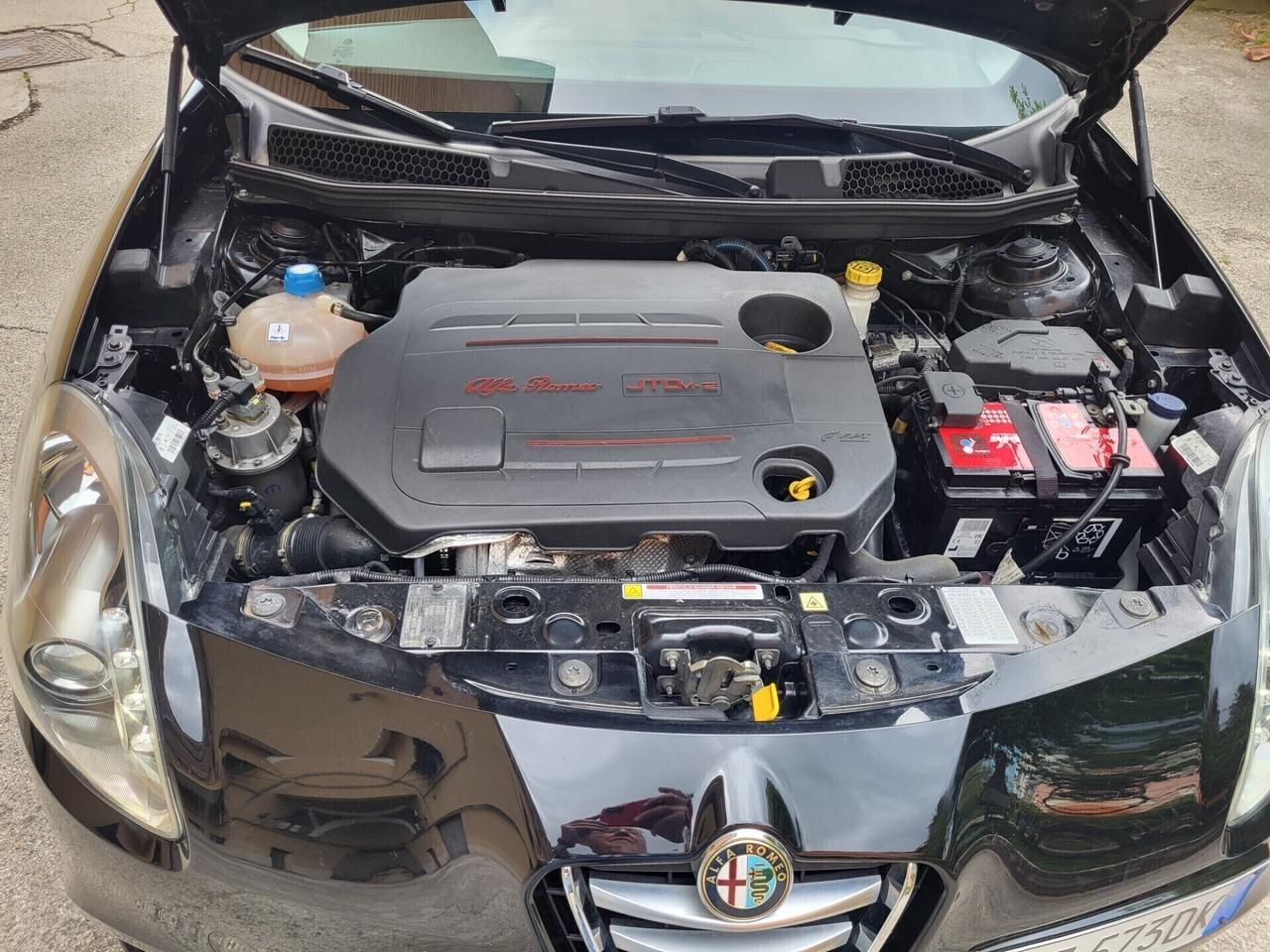 Alfa Romeo GIULIETTA 1,6 JTDM-2-UNICO PROPRIETARIO