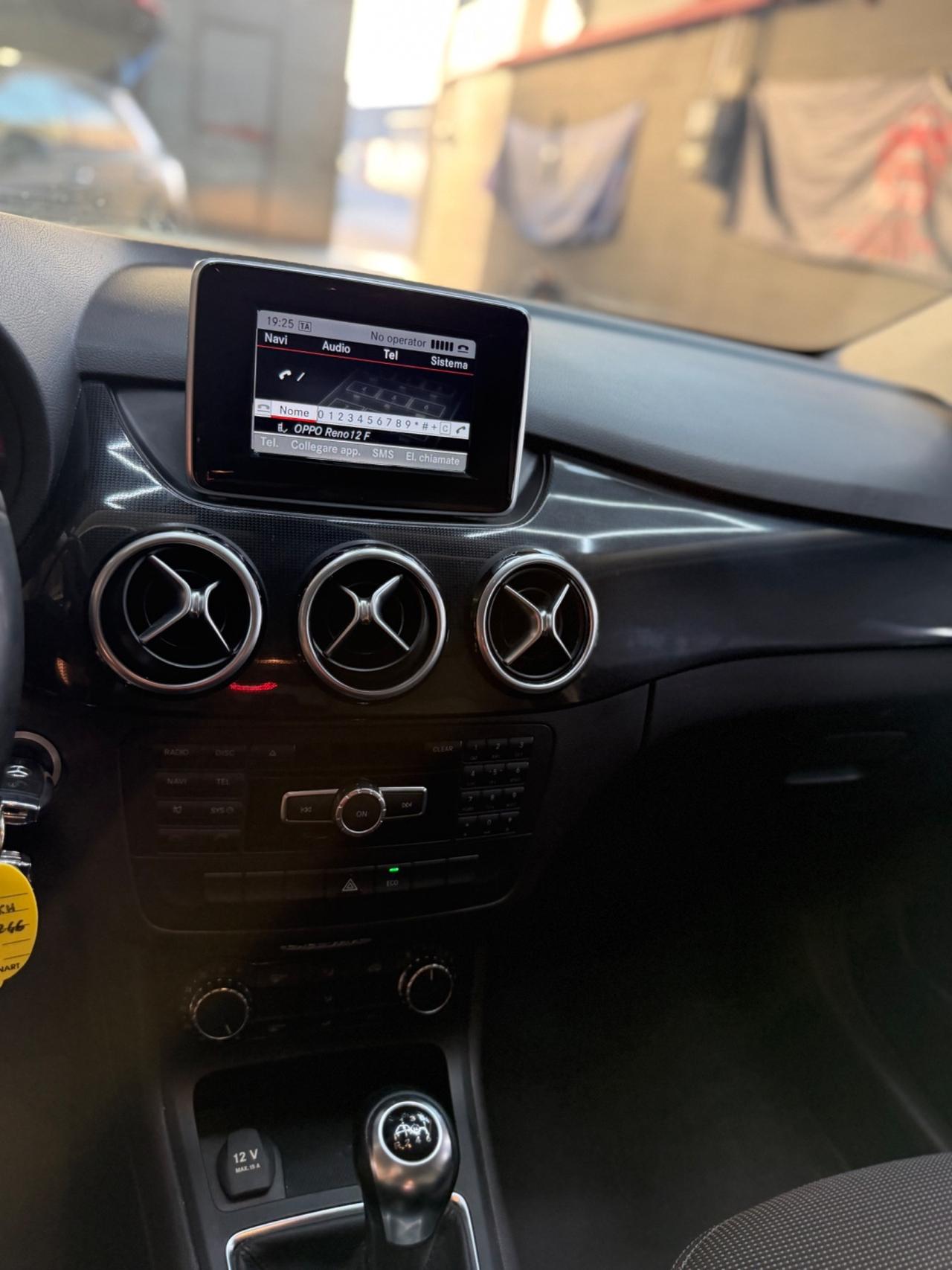 Mercedes-benz A 180 CDI BlueEFFICIENCY Executive