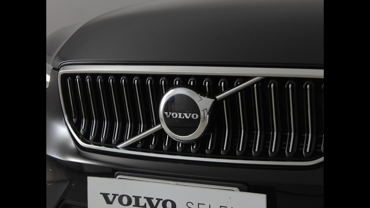 VOLVO XC40 2023 - XC40 1.5 t4 recharge phev Core auto