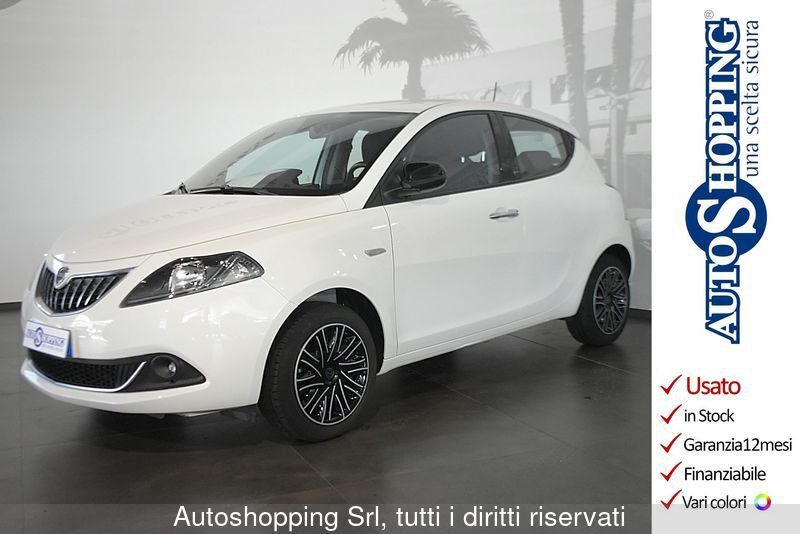 Lancia Ypsilon 1.0 FireFly 5 porte S&S Hybrid Gold #RUOTINO/SENSORI POST.