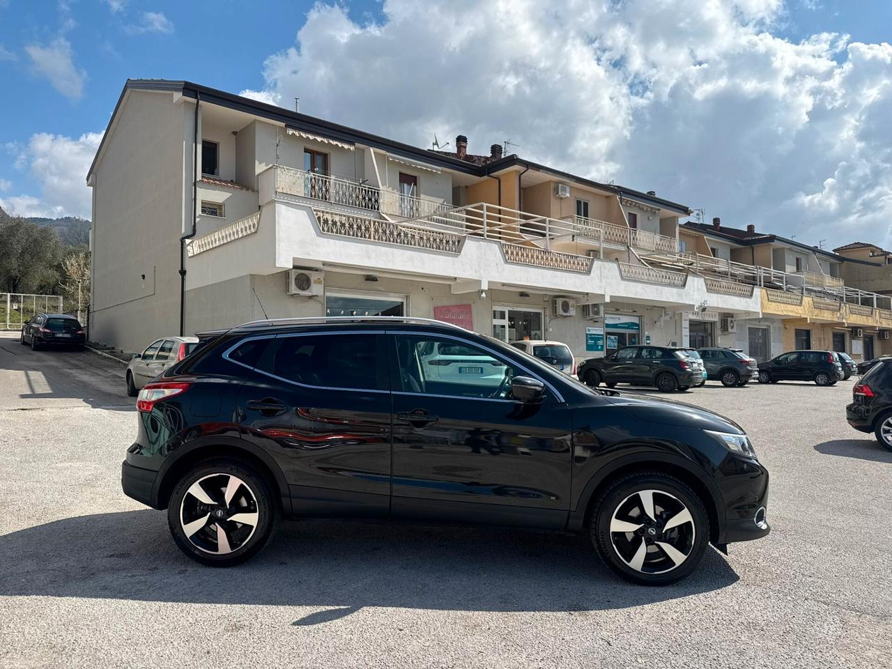 Nissan Qashqai 1.6 dCi 130 cv Tekna Tetto Garanzia