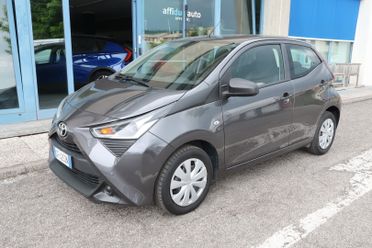 Toyota Aygo Connect 1.0 VVT-i 72 CV 5 porte