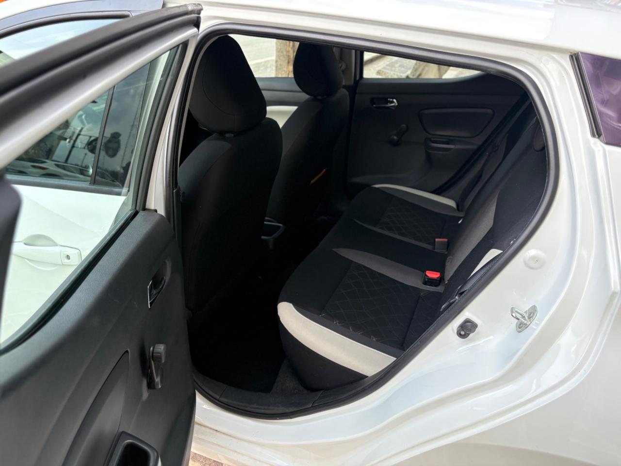 Nissan Micra 0.9 5Porte Acenta FULL/LED/NAV