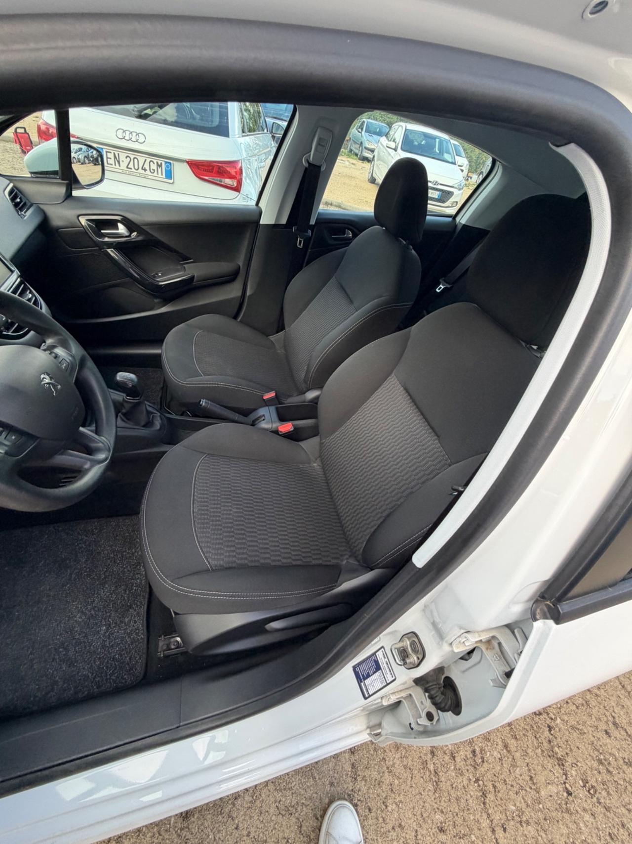 Peugeot 208 BlueHDi 100 S&S 5 porte GT Line