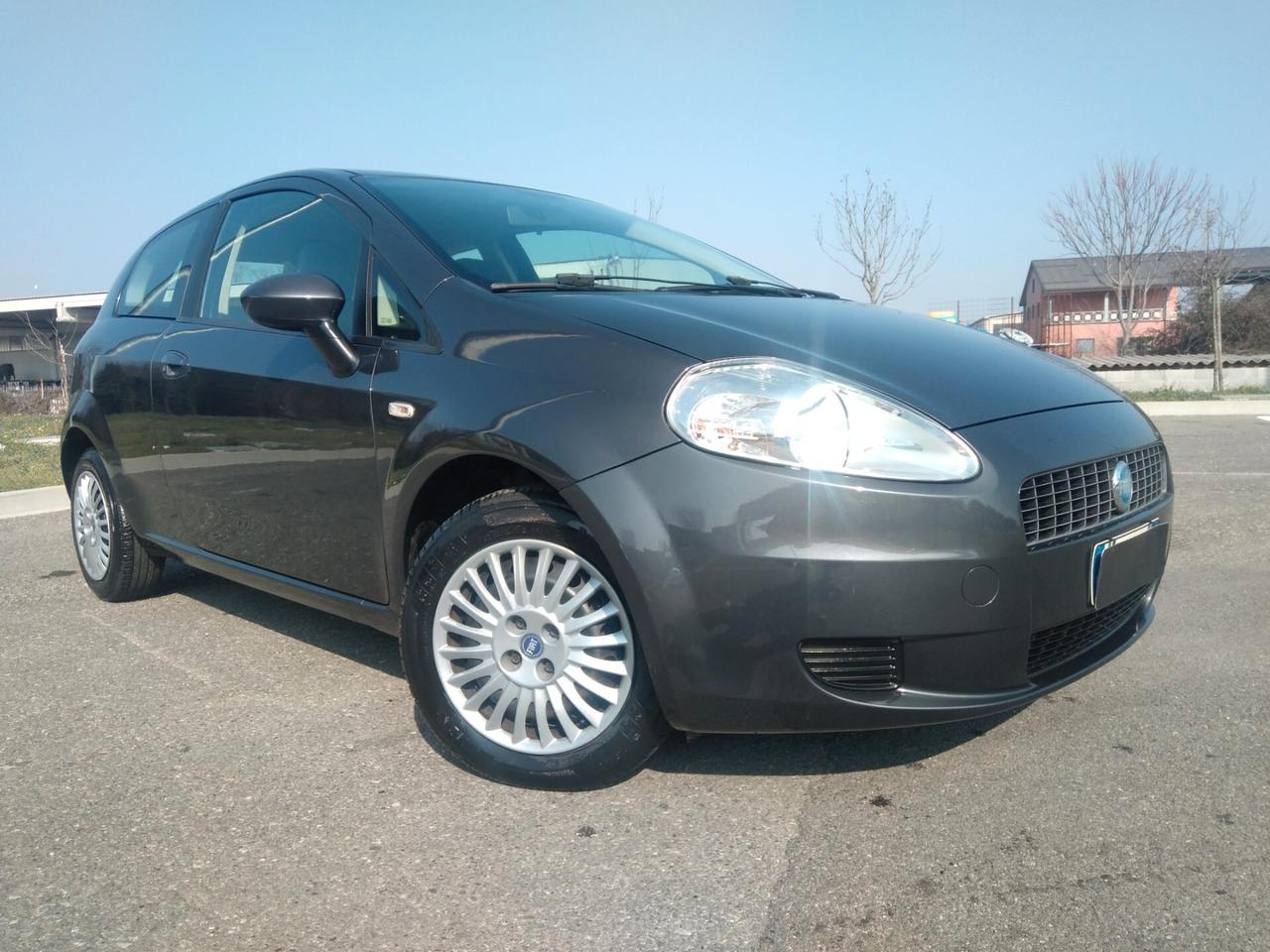 Fiat Grande Punto 1.2 65cv 3 porte Dynamic x neopatentati
