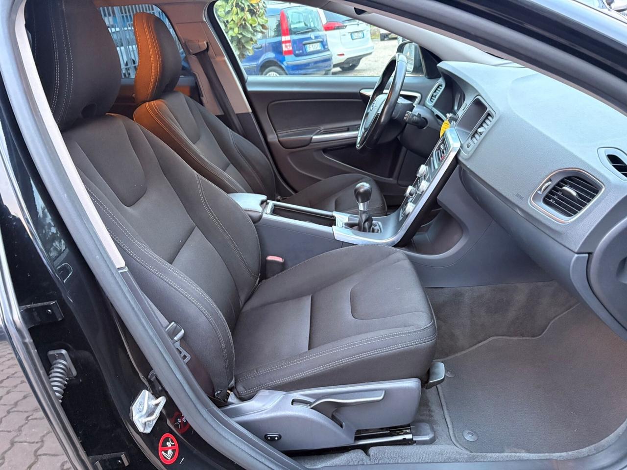 Volvo V60 D2 1.6 Kinetic
