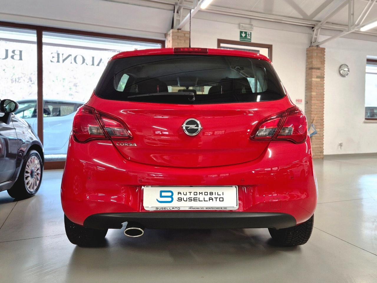 Opel Corsa 1.2 5 porte b-Color