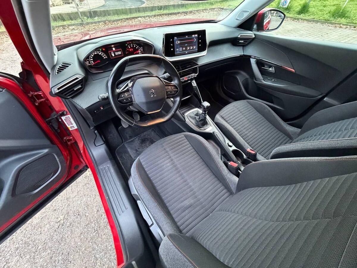 Peugeot 2008 1.2 Active s&s 130cv CINGHIA SOSTITUITA !