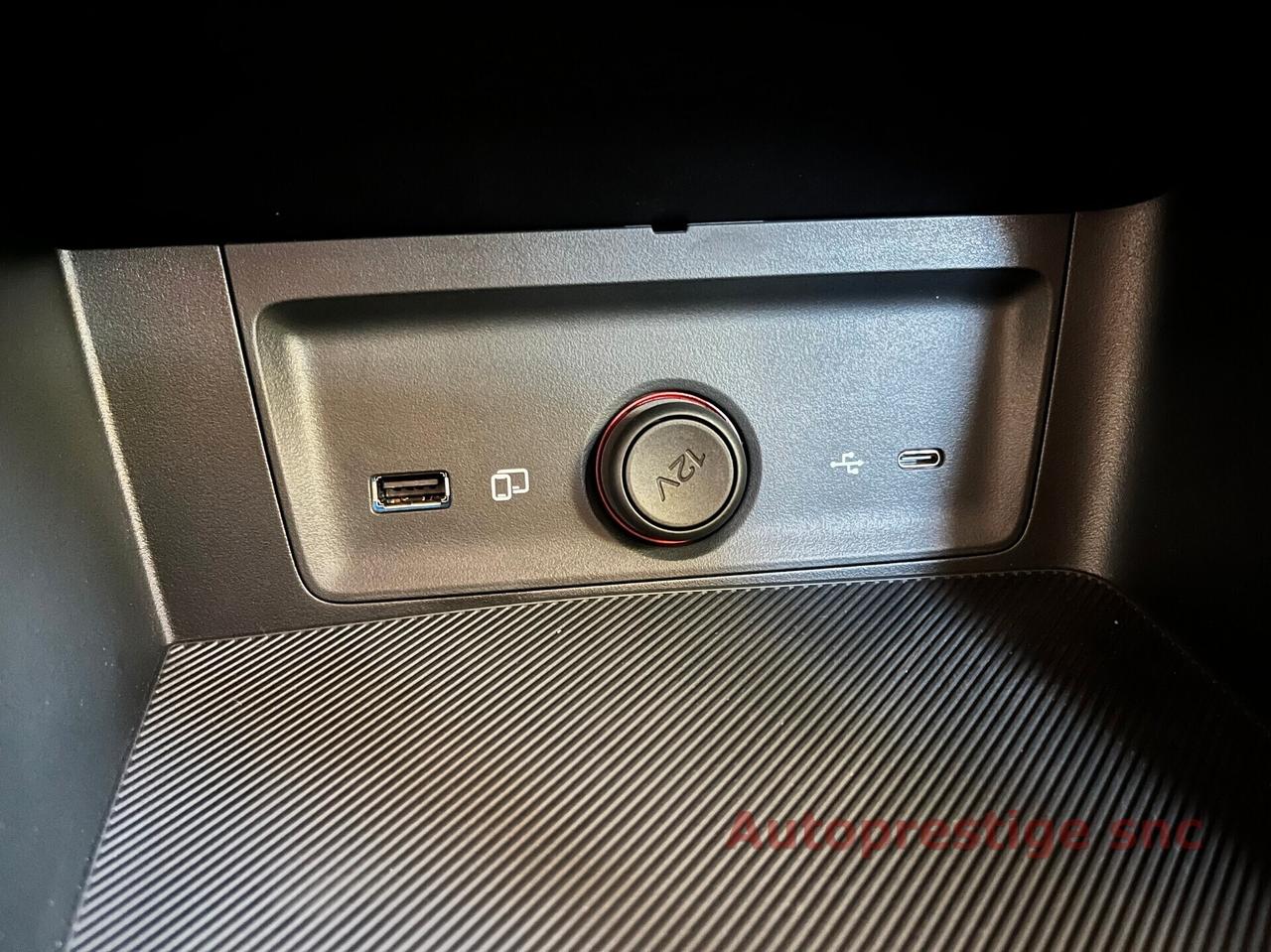 Mg ZS 1.5L 5MT Standard