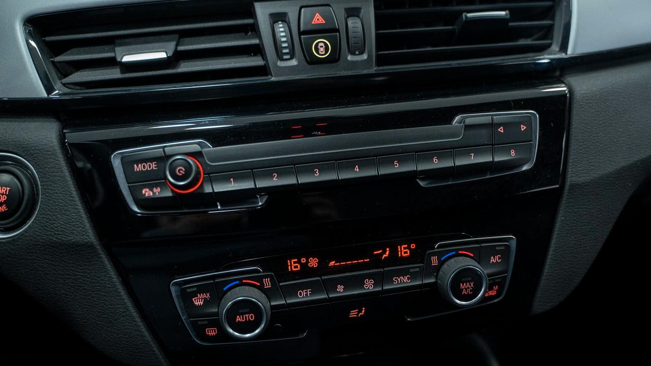 Bmw X1 XDRIVE 18D SPORT AUTO XENO NAVI HEAD-UP DISPLAY FULL OPTIONAL