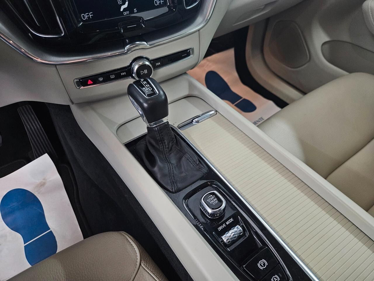 Volvo XC60 2.0 t4 geartronic my20 - IVA ESPOSTA