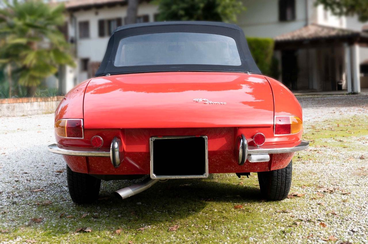 Alfa Romeo Spider 1.6 Osso di Seppia