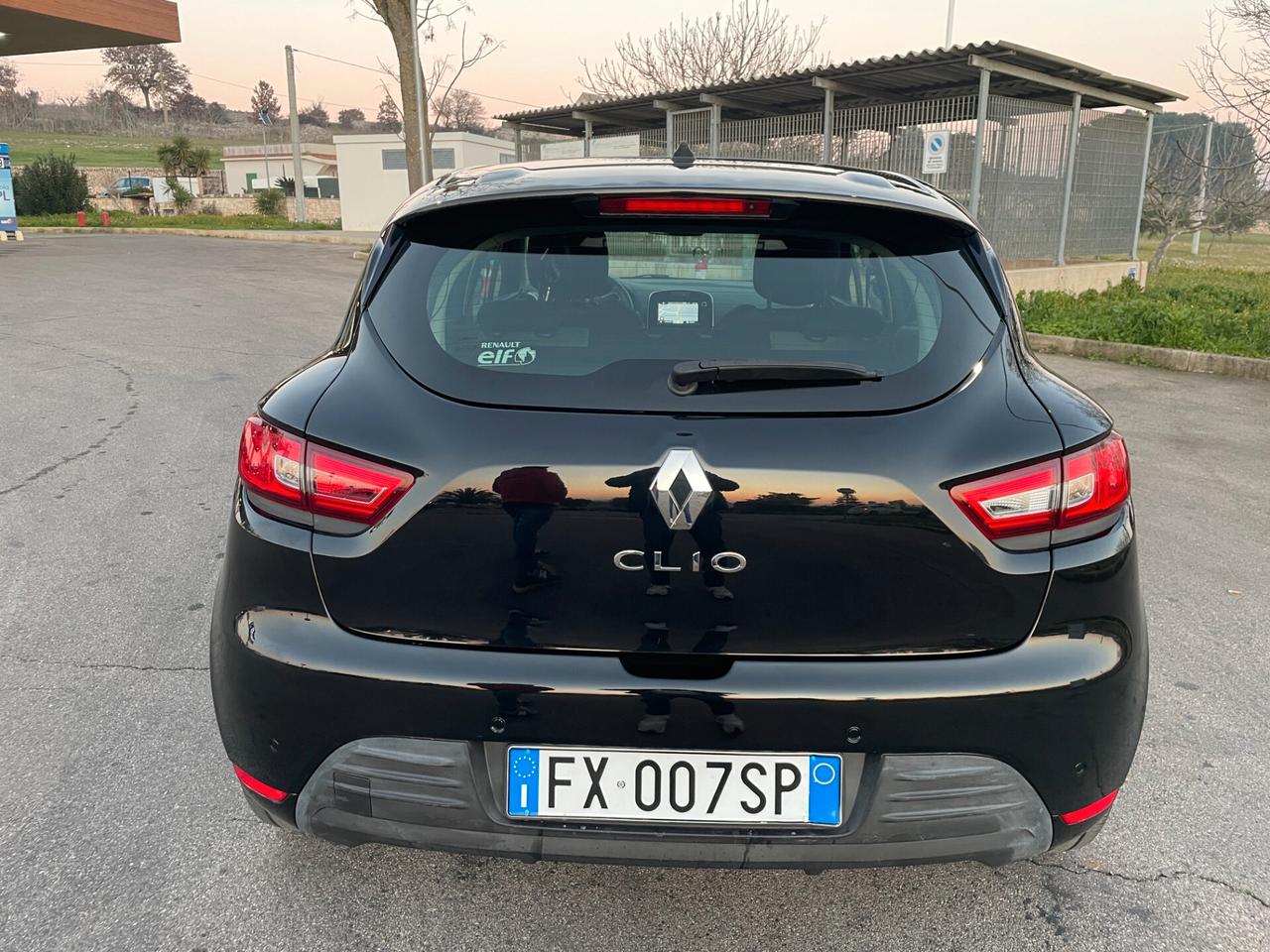 Renault Clio dCi 8V 90 CV EDC 5 porte Business FINANZ,. € 160,00