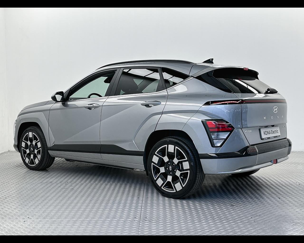 HYUNDAI KONA EV MY25 EXCLUSIVE 64,8 KWH+HP