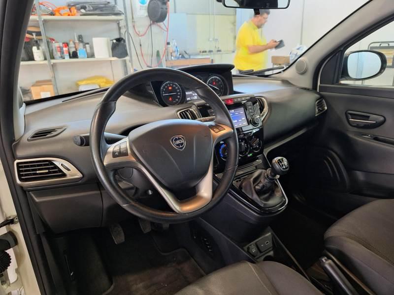 Lancia Ypsilon 5 Porte Ypsilon 1.0 firefly hybrid Gold s&s 70cv