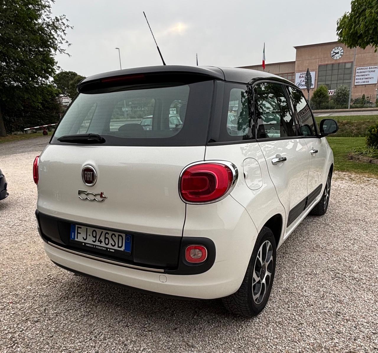 Fiat 500L 0.9 TwinAir Turbo Natural Power Lounge