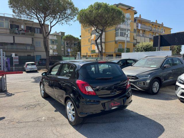 OPEL Corsa 1.2 5 porte Cosmo