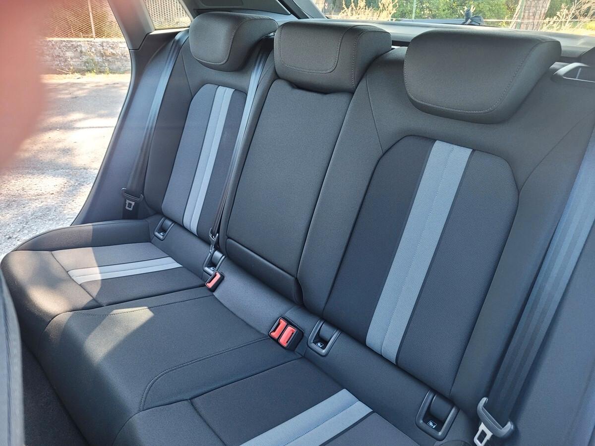 Audi A3 SPB 30 g-tron S tronic Business Advanced