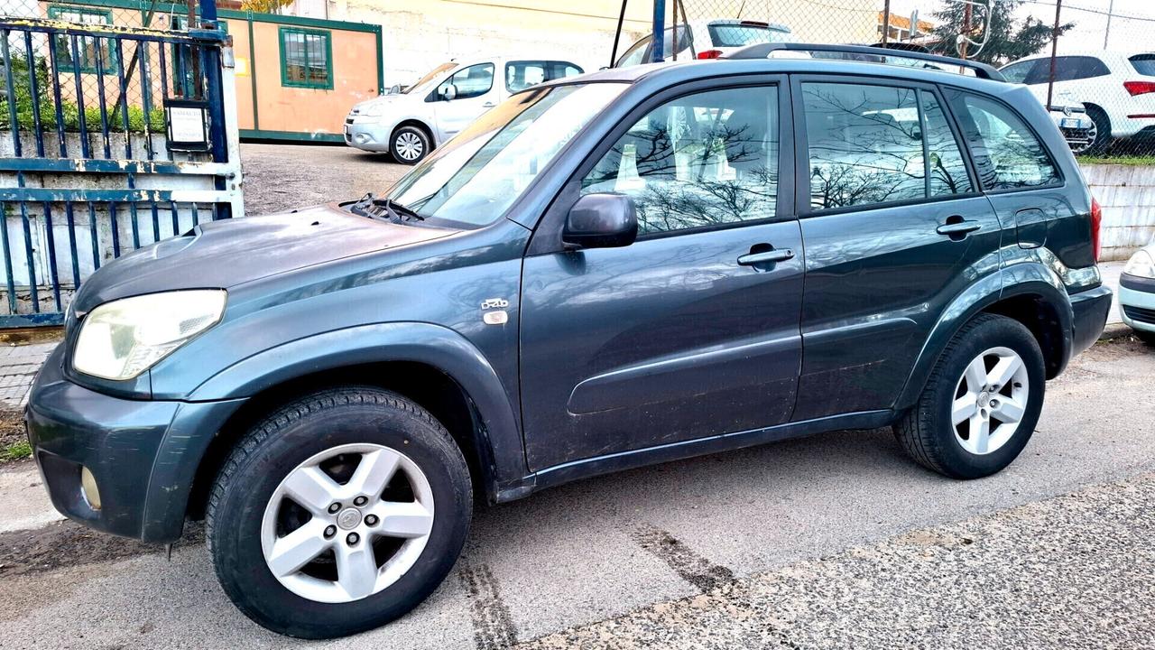 TOYOTA RAV4.com 2.0 Tdi D-4D cat 5 porte Sol