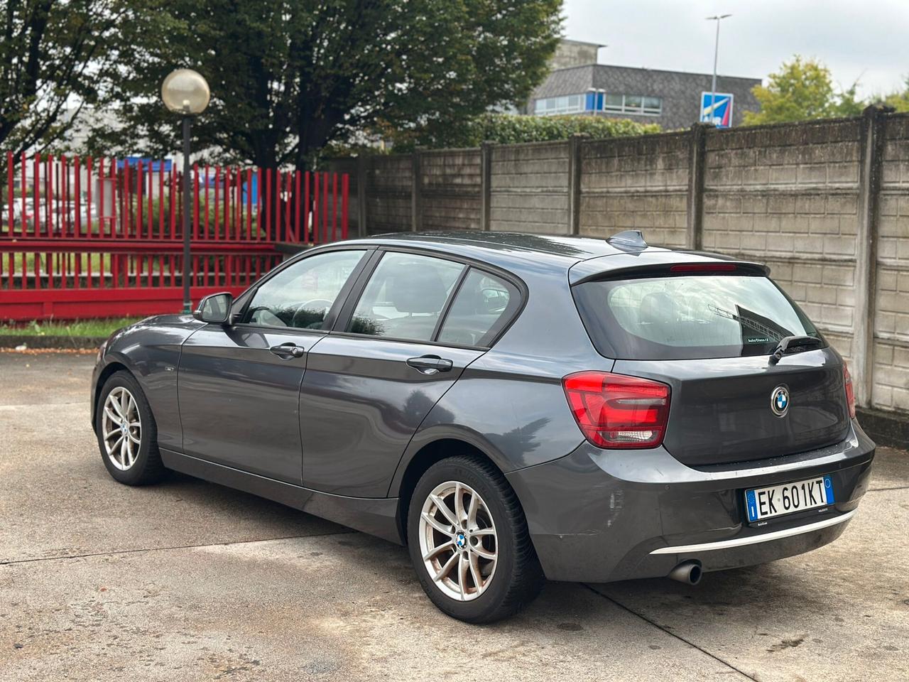 Bmw 116 116d 5p. Urban