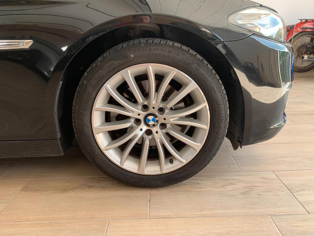 Bmw 520d xDrive Touring Luxury